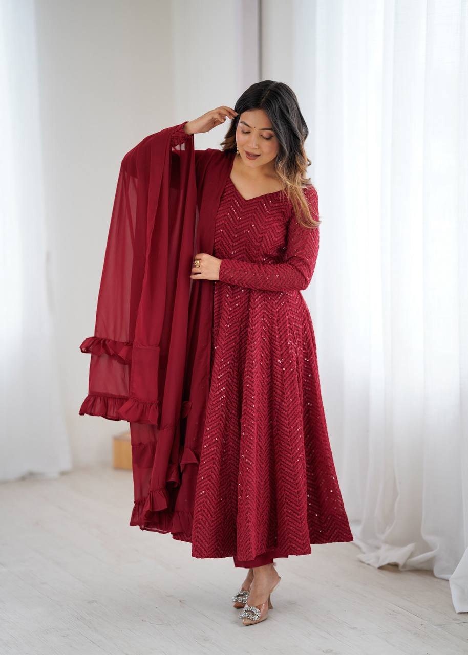 ✨ Elegant Lucknowi Anarkali Set ✨